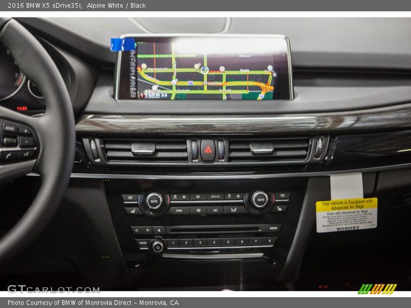 Alpine White / Black 2016 BMW X5 sDrive35i