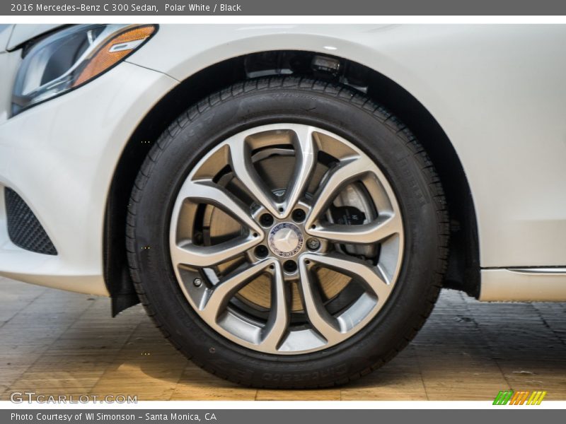 Polar White / Black 2016 Mercedes-Benz C 300 Sedan