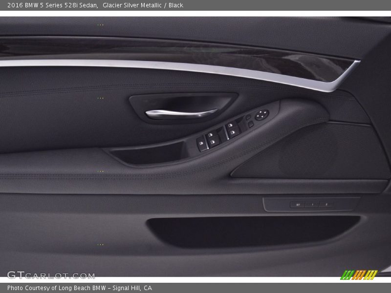Glacier Silver Metallic / Black 2016 BMW 5 Series 528i Sedan