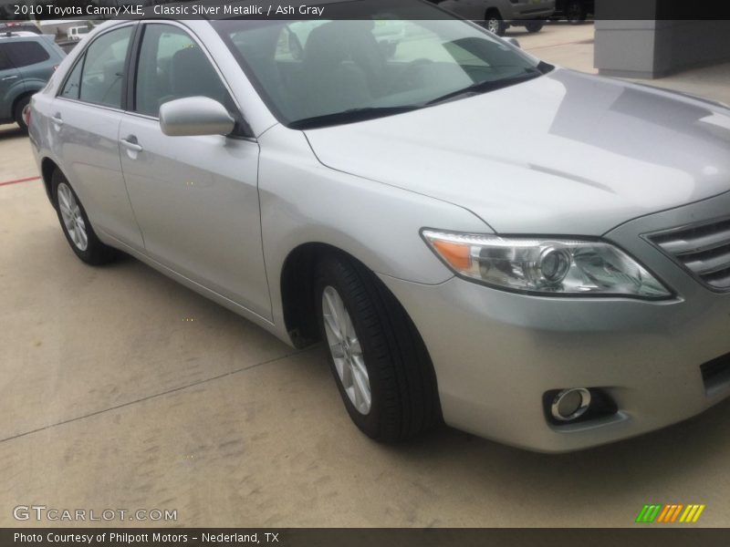 Classic Silver Metallic / Ash Gray 2010 Toyota Camry XLE
