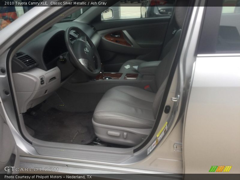 Classic Silver Metallic / Ash Gray 2010 Toyota Camry XLE