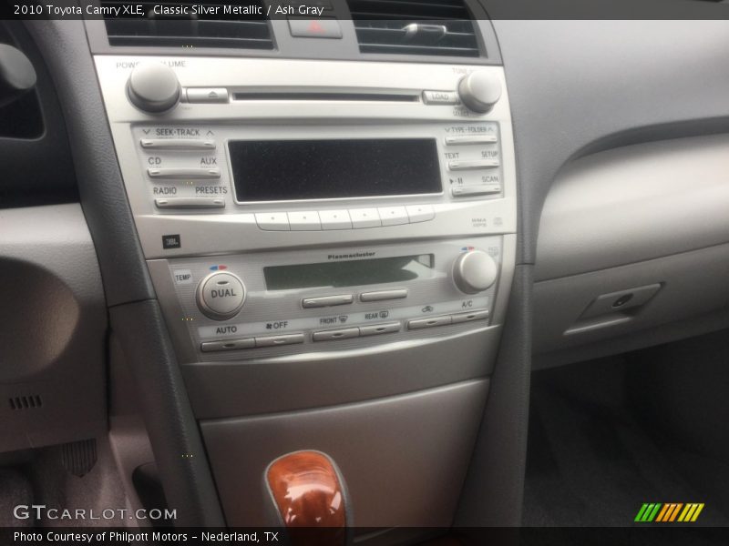 Classic Silver Metallic / Ash Gray 2010 Toyota Camry XLE