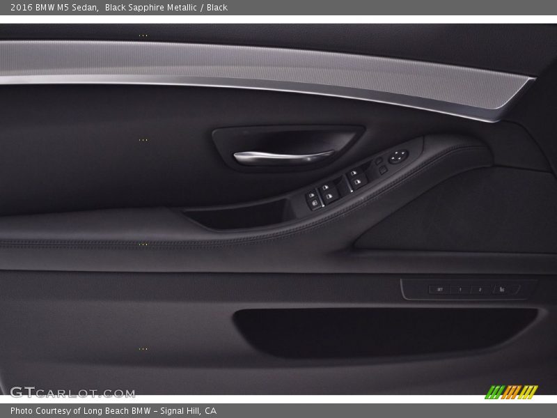Black Sapphire Metallic / Black 2016 BMW M5 Sedan