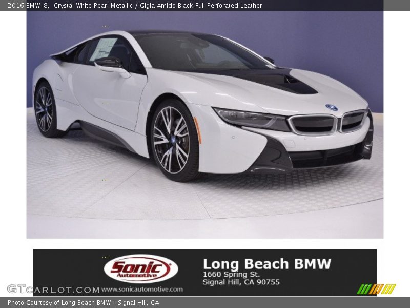 Crystal White Pearl Metallic / Gigia Amido Black Full Perforated Leather 2016 BMW i8