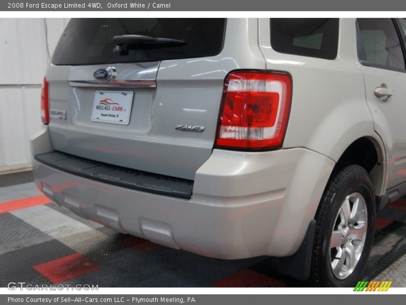 Oxford White / Camel 2008 Ford Escape Limited 4WD