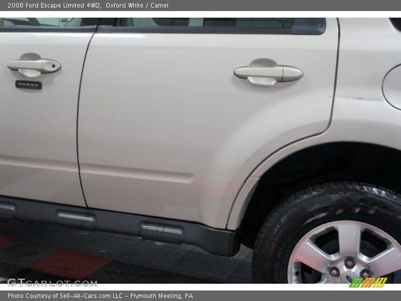 Oxford White / Camel 2008 Ford Escape Limited 4WD