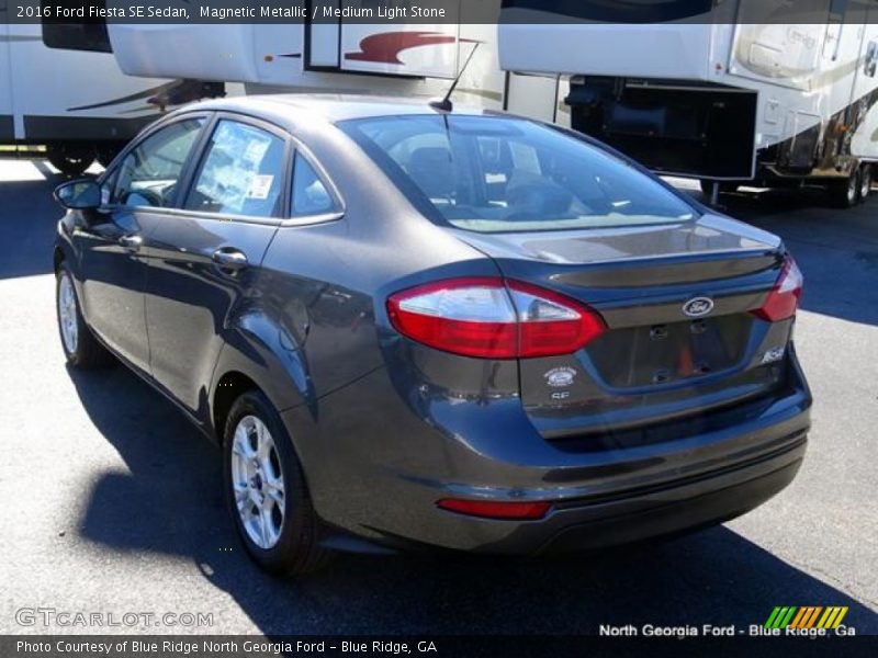 Magnetic Metallic / Medium Light Stone 2016 Ford Fiesta SE Sedan