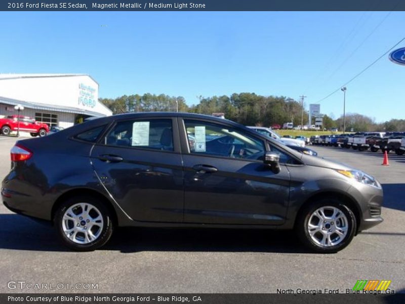 Magnetic Metallic / Medium Light Stone 2016 Ford Fiesta SE Sedan