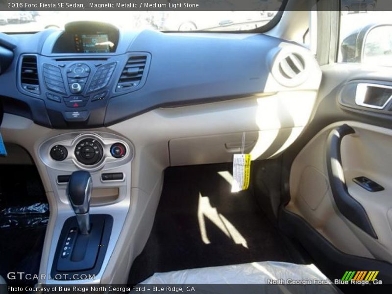 Magnetic Metallic / Medium Light Stone 2016 Ford Fiesta SE Sedan