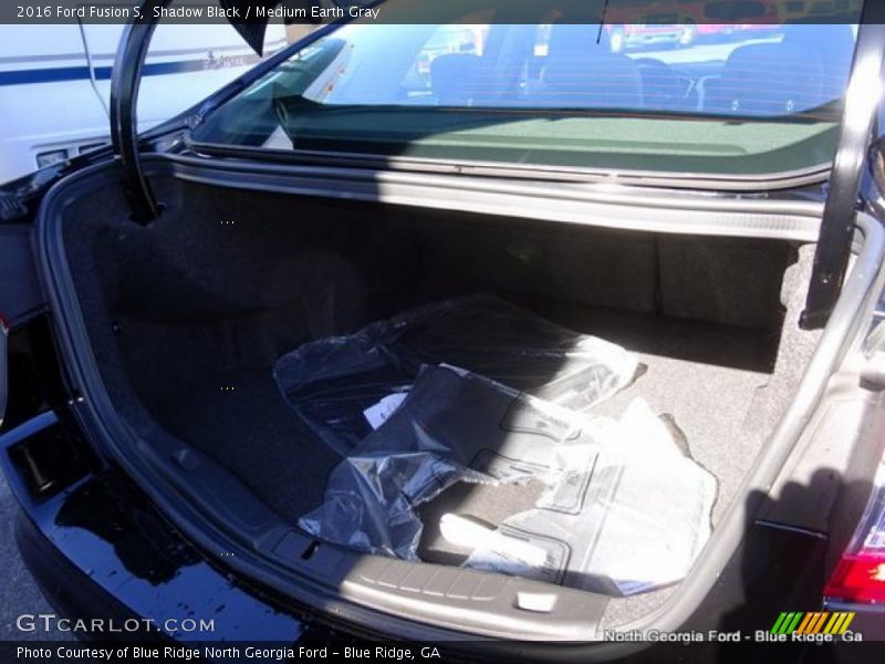 Shadow Black / Medium Earth Gray 2016 Ford Fusion S