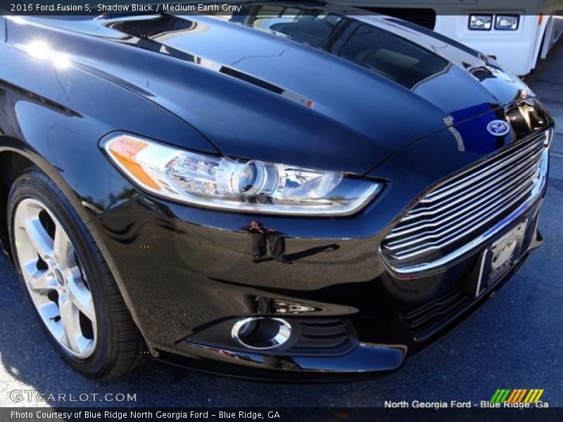 Shadow Black / Medium Earth Gray 2016 Ford Fusion S