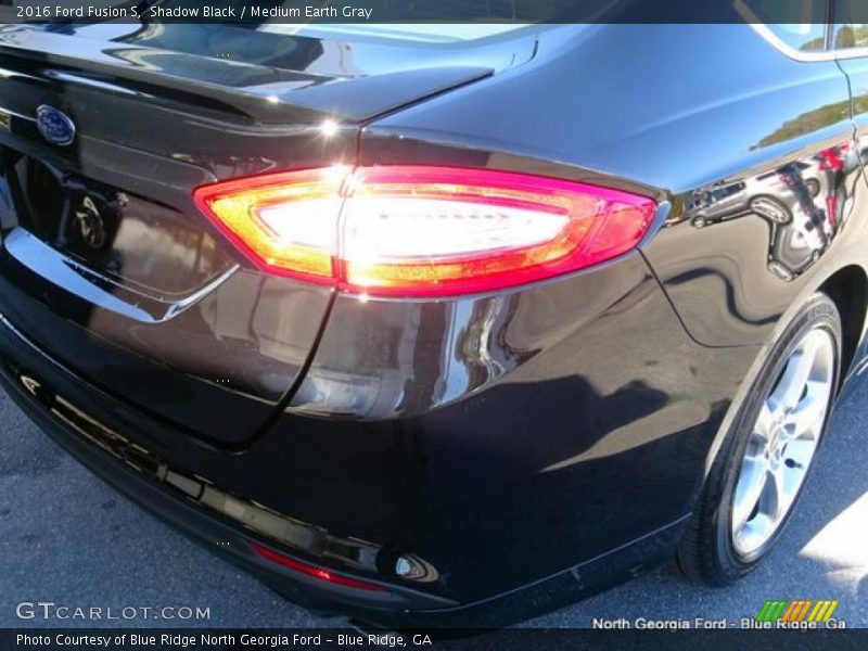 Shadow Black / Medium Earth Gray 2016 Ford Fusion S
