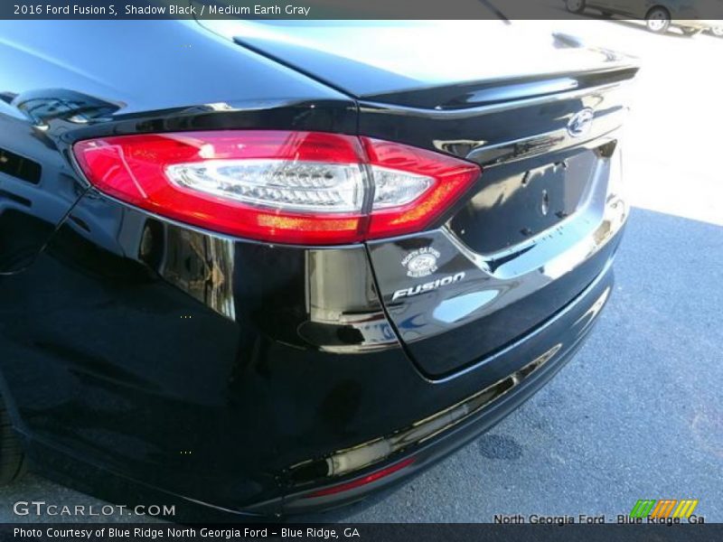 Shadow Black / Medium Earth Gray 2016 Ford Fusion S