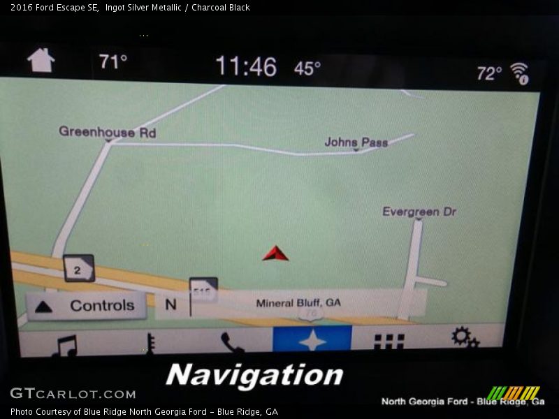 Ingot Silver Metallic / Charcoal Black 2016 Ford Escape SE