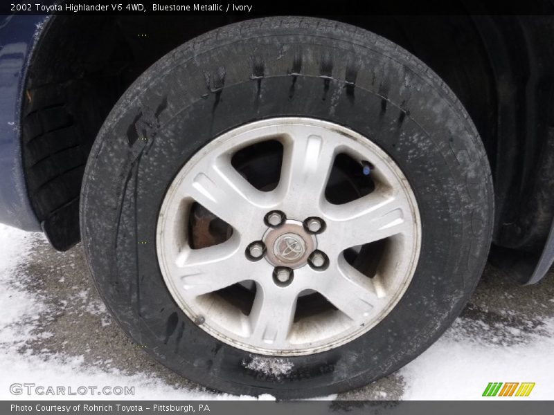 Bluestone Metallic / Ivory 2002 Toyota Highlander V6 4WD