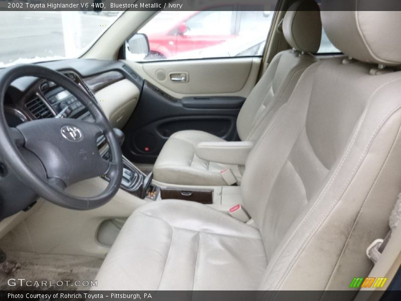 Bluestone Metallic / Ivory 2002 Toyota Highlander V6 4WD