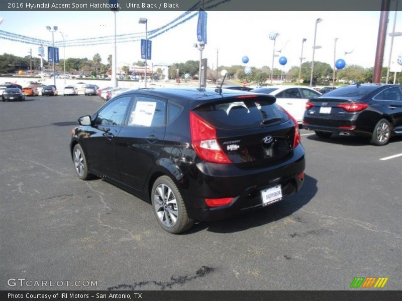 Ultra Black / Black 2016 Hyundai Accent Sport Hatchback