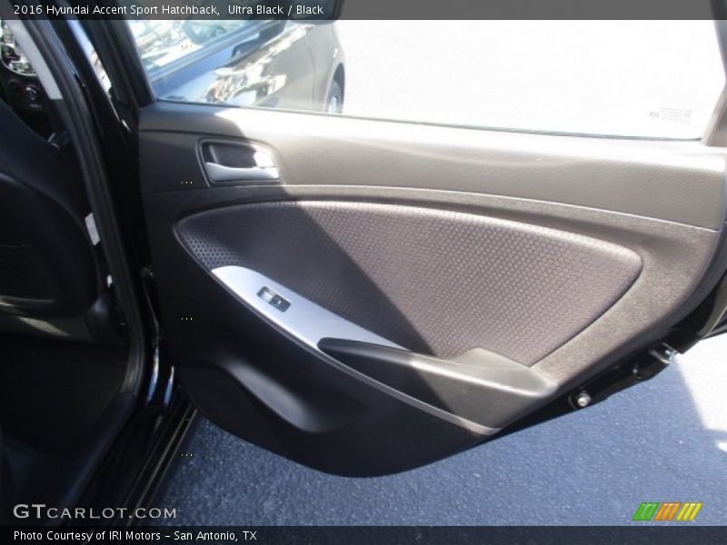 Ultra Black / Black 2016 Hyundai Accent Sport Hatchback