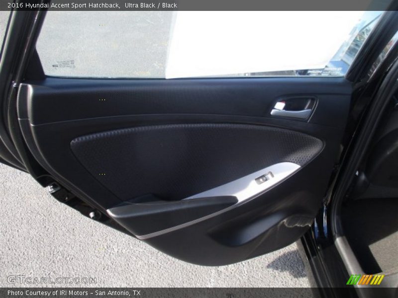 Ultra Black / Black 2016 Hyundai Accent Sport Hatchback