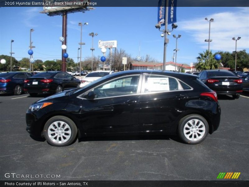 Black Noir Pearl / Beige 2016 Hyundai Elantra GT