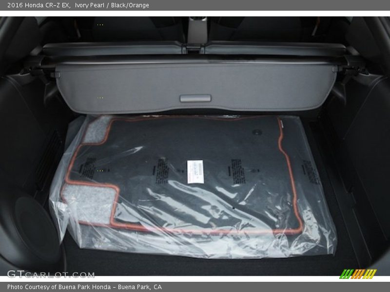 Ivory Pearl / Black/Orange 2016 Honda CR-Z EX