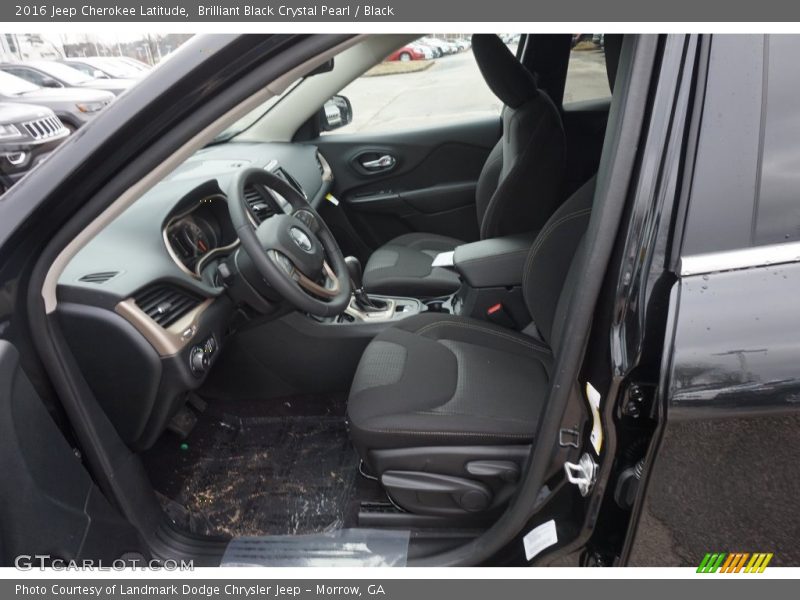 Brilliant Black Crystal Pearl / Black 2016 Jeep Cherokee Latitude