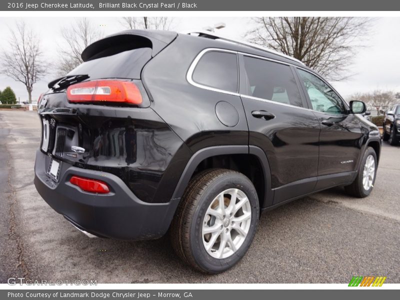 Brilliant Black Crystal Pearl / Black 2016 Jeep Cherokee Latitude
