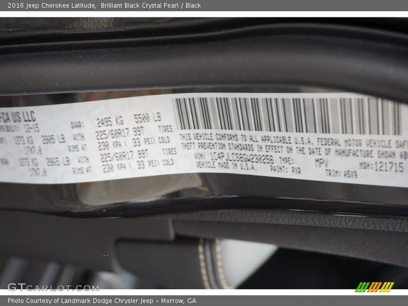 Brilliant Black Crystal Pearl / Black 2016 Jeep Cherokee Latitude