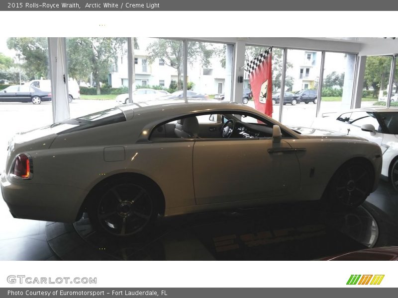 Arctic White / Creme Light 2015 Rolls-Royce Wraith