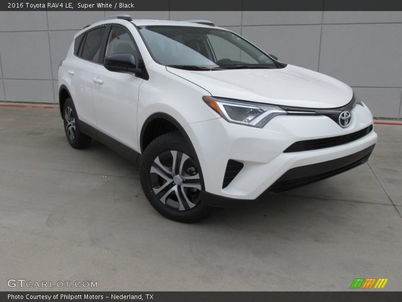 Super White / Black 2016 Toyota RAV4 LE