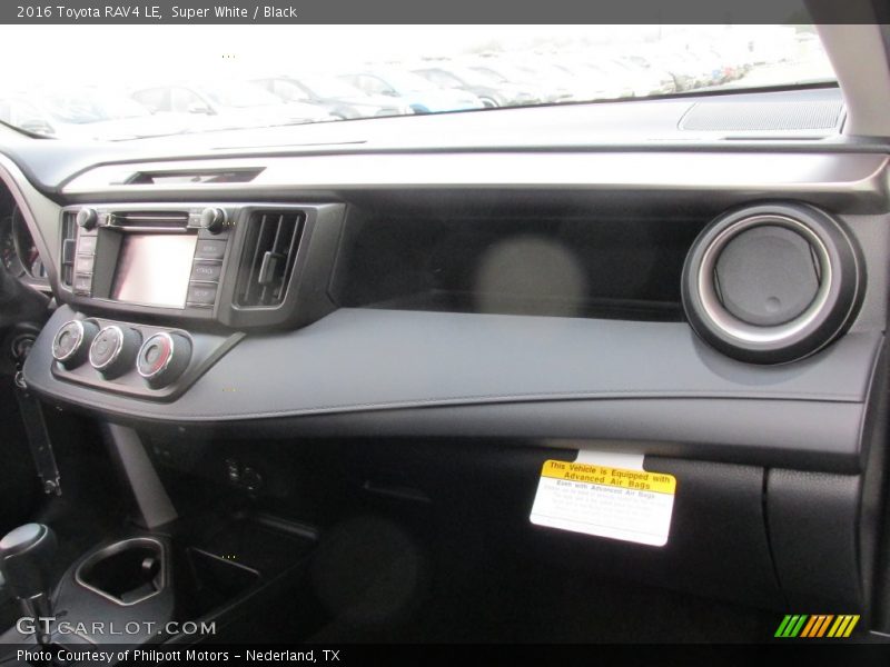 Super White / Black 2016 Toyota RAV4 LE