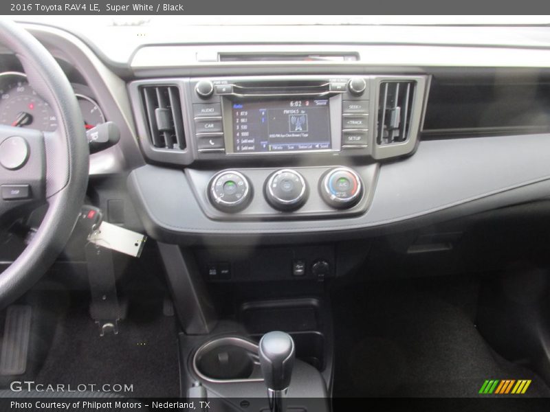 Super White / Black 2016 Toyota RAV4 LE