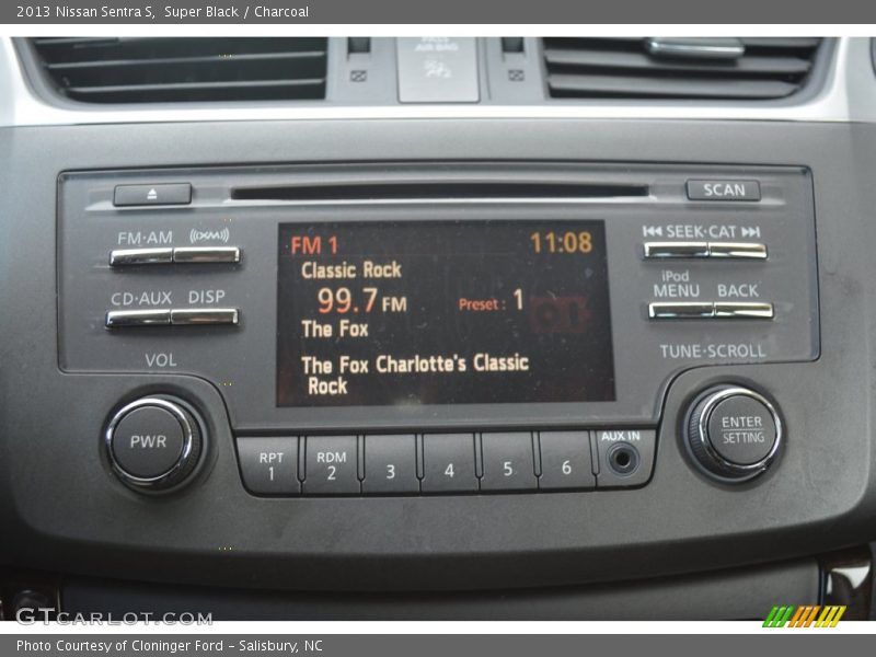 Super Black / Charcoal 2013 Nissan Sentra S