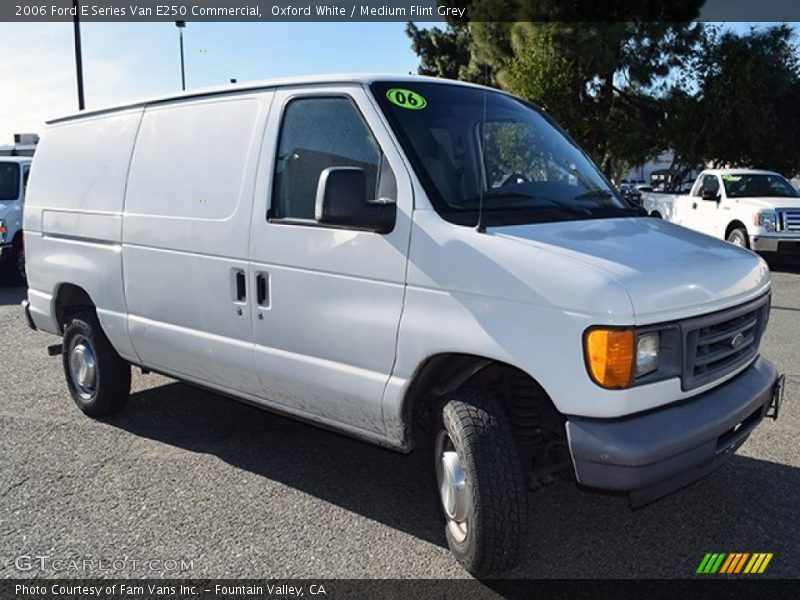 Oxford White / Medium Flint Grey 2006 Ford E Series Van E250 Commercial