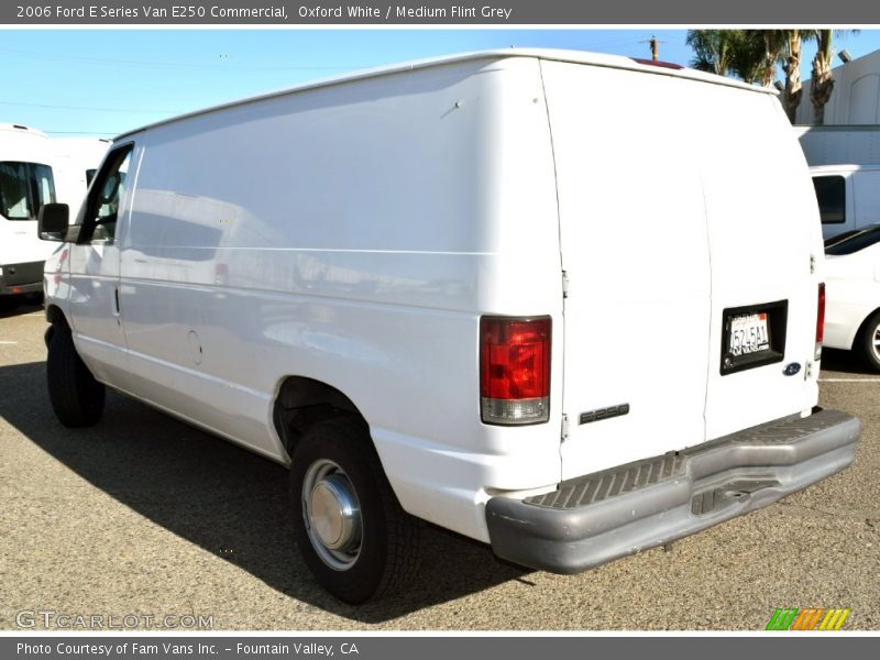Oxford White / Medium Flint Grey 2006 Ford E Series Van E250 Commercial