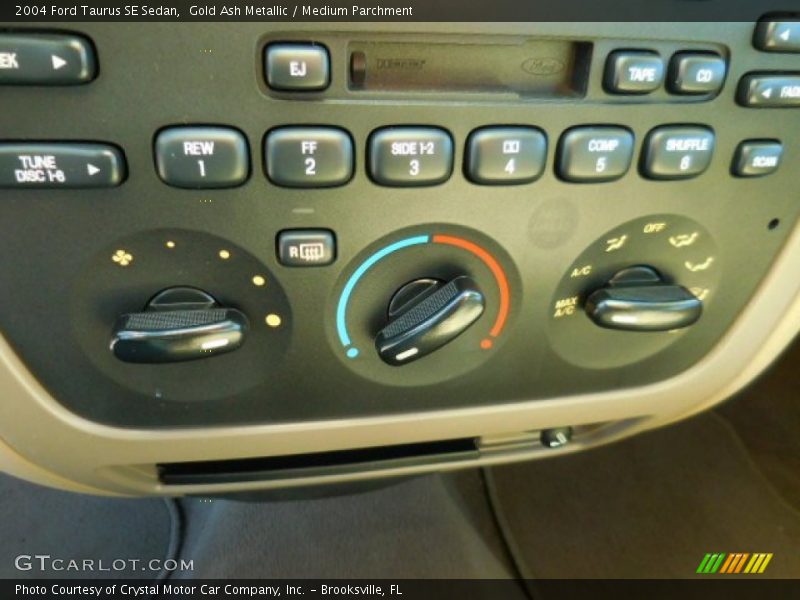 Gold Ash Metallic / Medium Parchment 2004 Ford Taurus SE Sedan