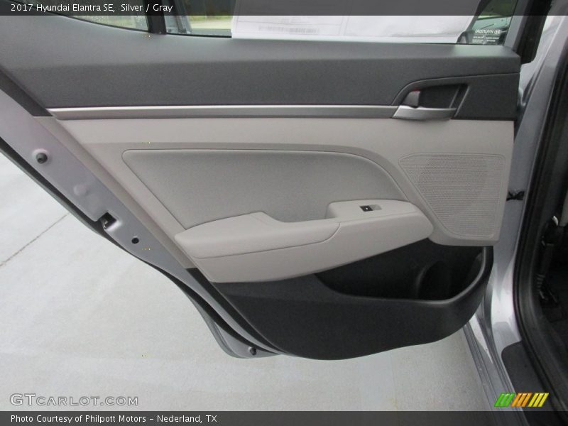 Silver / Gray 2017 Hyundai Elantra SE
