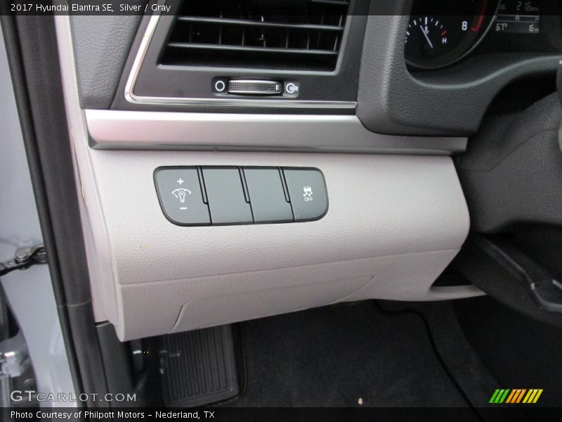 Silver / Gray 2017 Hyundai Elantra SE