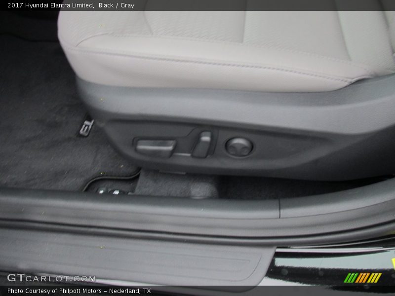 Black / Gray 2017 Hyundai Elantra Limited