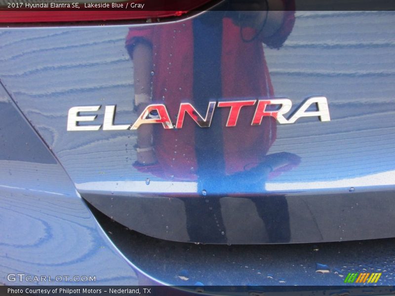 Lakeside Blue / Gray 2017 Hyundai Elantra SE