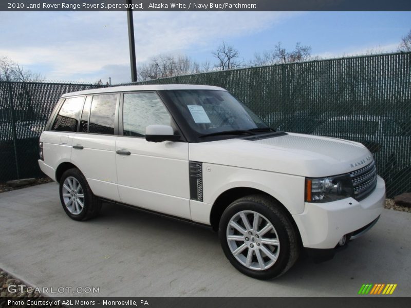 Alaska White / Navy Blue/Parchment 2010 Land Rover Range Rover Supercharged