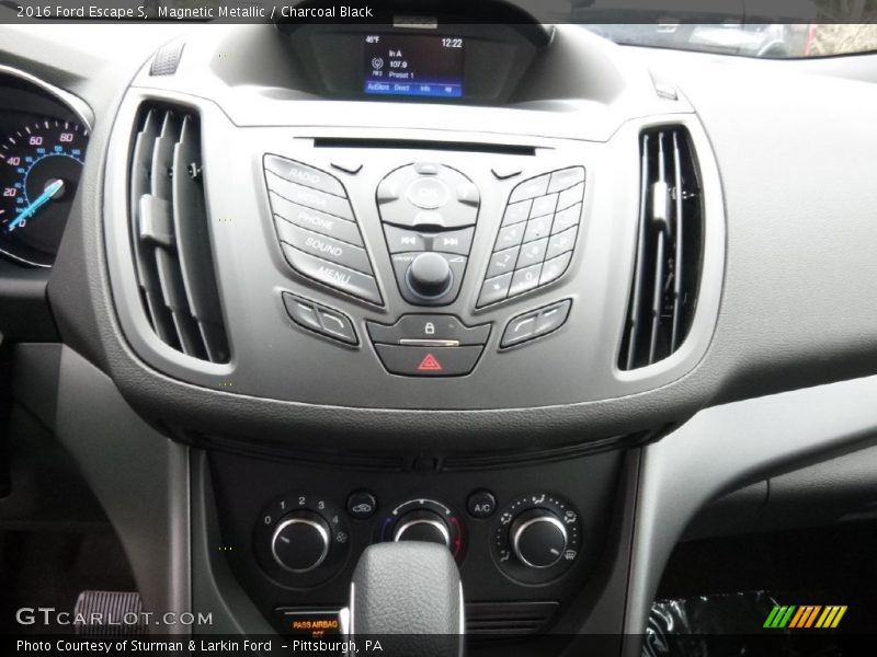 Magnetic Metallic / Charcoal Black 2016 Ford Escape S