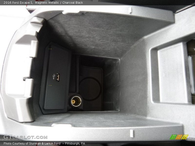 Magnetic Metallic / Charcoal Black 2016 Ford Escape S