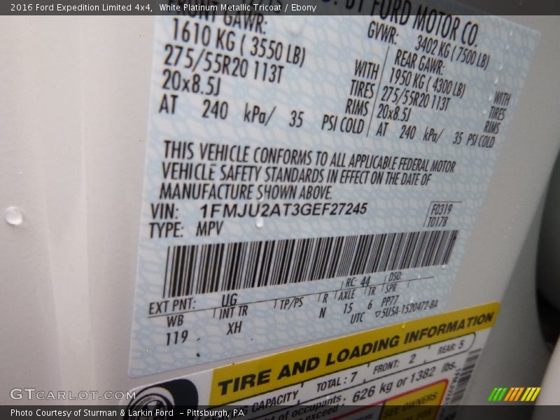 White Platinum Metallic Tricoat / Ebony 2016 Ford Expedition Limited 4x4