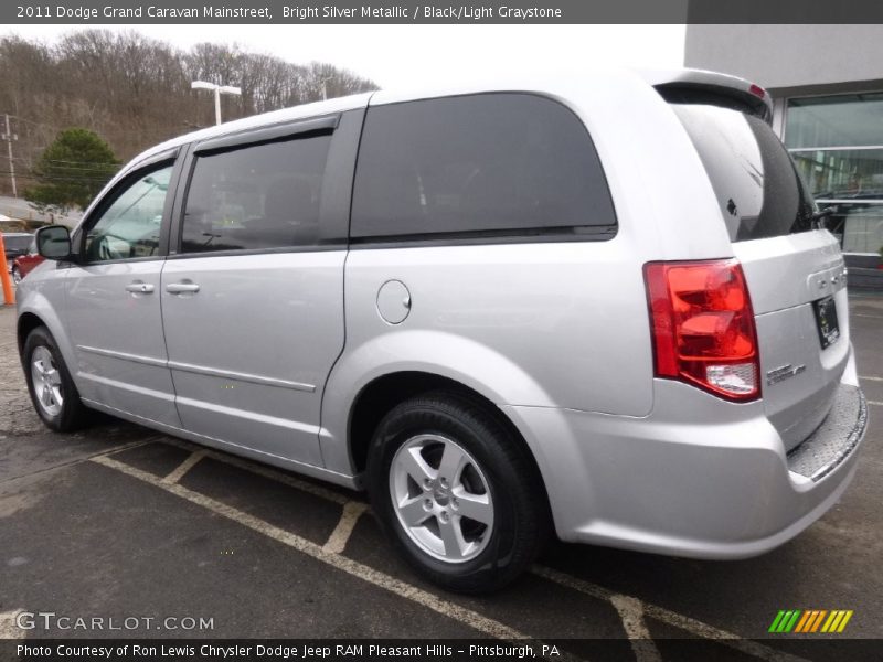 Bright Silver Metallic / Black/Light Graystone 2011 Dodge Grand Caravan Mainstreet