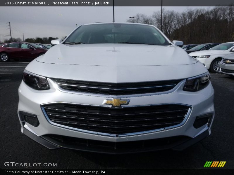 Iridescent Pearl Tricoat / Jet Black 2016 Chevrolet Malibu LT