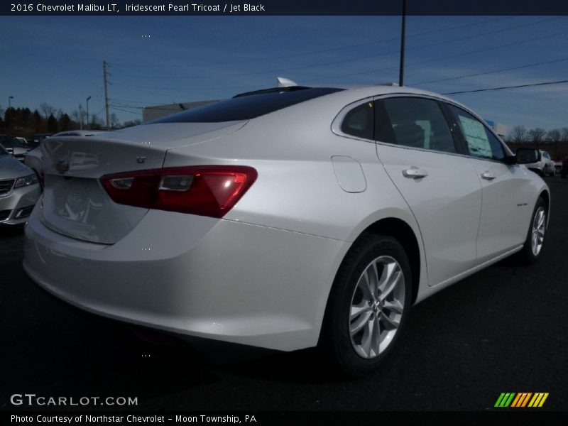 Iridescent Pearl Tricoat / Jet Black 2016 Chevrolet Malibu LT