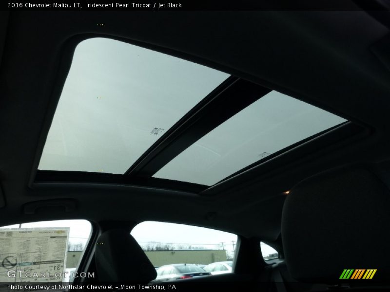 Iridescent Pearl Tricoat / Jet Black 2016 Chevrolet Malibu LT