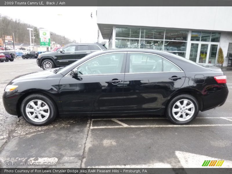 Black / Ash 2009 Toyota Camry LE