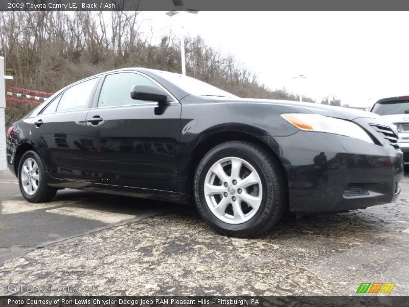 Black / Ash 2009 Toyota Camry LE